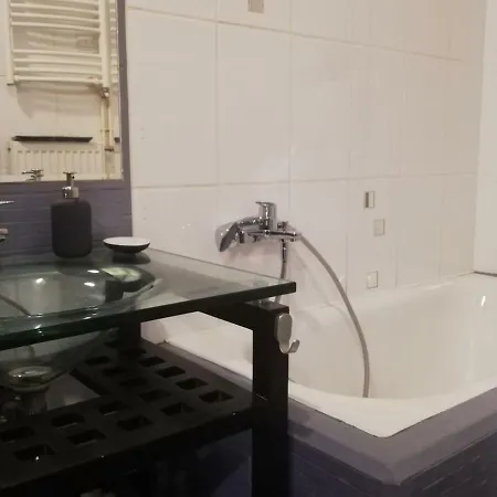 公寓 Classic Apartment, By Downtown & Metro